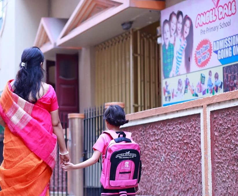 How Play-Based Learning Builds Smart and Happy Kids: